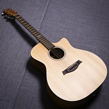 Uma D-35 吉他 歷史價格詳細信息