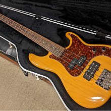 Fender American 2005 Deluxe Precision Bass 價格比較,價格查詢,歷史價格詳細信息