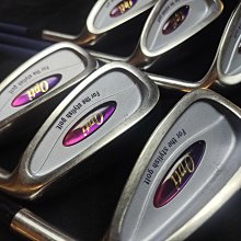 【一套九隻，$200 】LINE FRIENDS 招財納福！招財搖搖~公仔滾輪章 歷史價格詳細信息