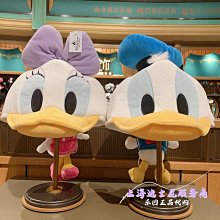 國內老畫，寫意畫，絹本原裱，尺寸188*39公分裝裱，120*28公分畫心，章款自查，品相如圖所示，等待有緣人， 手機無美顏拍照， 古玩 老貨 擺件【董先生】 歷史價格詳細信息