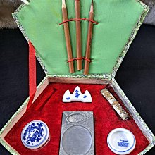 【二手 鋼筆墨水 現貨】台灣建築墨水-舊宜蘭監獄門廳、日本TACCIA墨水-蝦、POWDER BLUE  三瓶一起販售 歷史價格詳細信息