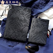 手工不織布娃娃 ~ 可愛小白兔裝娃娃情侶(吊飾) 歷史價格詳細信息