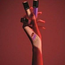 全新Chanel香奈兒超重工水鑽徽章皮靴黑色，靴子41碼， 明星同款，已絕版，全新 可走驗貨寶，全新正品有防塵袋，驗貨寶 歷史價格詳細信息