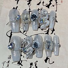 年新款法式穿戴甲ins小眾指甲貼片自粘款式高級感輕奢閃指甲油超夯 正品 現貨 歷史價格詳細信息