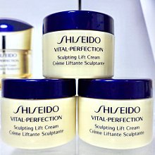 【伊思小舖】SHISEIDO 資生堂 超進化持久粉餅 9g (粉蕊+粉撲) 單個特價1180元 歷史價格詳細信息