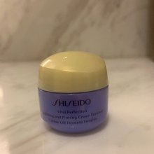 [雅雅的店]KANEBO  佳麗寶 輕盈煥采保濕日霜 SPF30.PA+++ 40ml~保存期2022年 歷史價格詳細信息