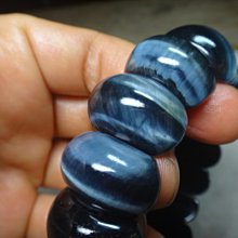 《藍晶寶石玉石特賣》→〈手排鐲系列〉→天然阿富汗青金石長蛋弧形超厚寬版手排鐲→W1329-1 歷史價格詳細信息
