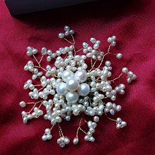 (現貨) 天然珍珠胸針 葉子鑲鑽胸針 別針 天然淡水珍珠 襯衫 配飾 套裝配飾 大衣配飾 配件飾品 歷史價格詳細信息