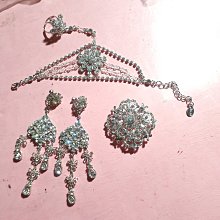 新秘飾品 新娘飾品 新娘秘書 新娘髮飾 新娘頭飾 新娘包 禮服 新娘頭紗 新秘 婚紗 現代新娘飾品【B-4555】頭飾 歷史價格詳細信息