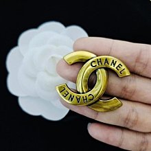 鮑勃の生活館復古立體大字母黃銅小胸針女士經典光滑別針徽章配件 價格比較,價格查詢,歷史價格詳細信息