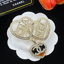 熱銷新款 新品字母胸針 胸花 重工別針明星大牌同款首飾潮品妖精 歷史價格詳細信息