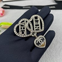 熱銷新款 愛心胸針 胸花 重工別針明星大牌同款首飾潮品妖精 歷史價格詳細信息