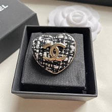 熱銷新款 ch 香 布料  愛心胸針 別針 明星大牌同款服裝包包 價格比較,價格查詢,歷史價格詳細信息