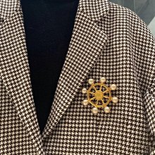 熱銷新款 CHA 香 新款 胸針 胸花   亞金黃銅材質明星大牌同款首飾潮品妖精 歷史價格詳細信息