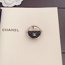 新上架熱銷CH 香 方形 胸針 別針  胸花 大牌同款包包首飾鞋 歷史價格詳細信息