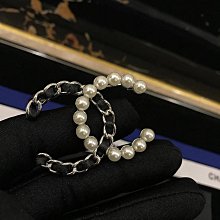 新上架熱銷CH 香 方形 胸針 別針  胸花 大牌同款包包首飾鞋 歷史價格詳細信息