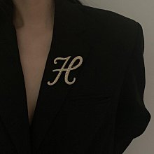 胸女高檔氣質奢華水鉆珍珠百搭可愛胸花高級感別西服衣服配飾~告白氣球 歷史價格詳細信息