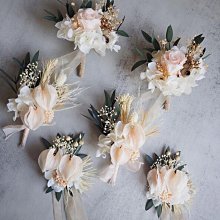 【小薇】永生香檳玫瑰新郎胸花 新娘手腕花高級 伴郎襟花 伴娘團手花簡約 價格比較,價格查詢,歷史價格詳細信息