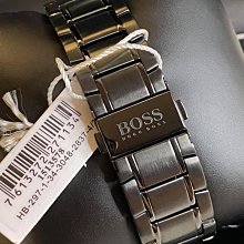 現貨HUGO BOSS Globetrotter 黑色面錶盤 金色不鏽鋼錶帶 石英 雙眼計時 男士手錶 1513932 歷史價格詳細信息