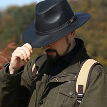 拓荒者革製所。男包手提包商務牛皮通勤電腦包單肩包斜背包男士包包真皮公事包側背包 歷史價格詳細信息