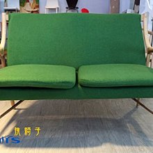 【挑椅子】北歐簡約 有扶手 可旋轉 塑料椅 塑膠椅 辦公椅 會議椅。白色。(復刻品) 580-3 歷史價格詳細信息