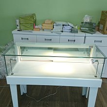 億品玻璃櫃.展示櫃，玻璃展示櫃，文物展示櫃，藝品櫃，手機櫃、精品櫃、珠寶櫃、飾品櫃、鐘錶櫃.樣品櫃.模型櫃.公仔櫃 歷史價格詳細信息