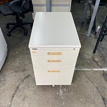 《自然館--動物明星秀 1》張冬淘│宇宙光│書況良好 9789577274175 無劃記Z122 歷史價格詳細信息