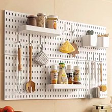 【熱賣】洞洞板免打孔收納墻上置物架玄關入戶墻面書架金屬配件鐵藝沖孔板 歷史價格詳細信息