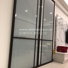 shintsai鋁框玻璃工程 彩繪玻璃 屏風玻璃 鋁框拉門 長虹玻璃 組合鏡 鋁框懸吊拉門 歷史價格詳細信息