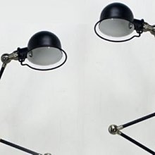 【挑椅子】幾何造型時尚茶几 三角几 Table。紅色。(復刻版) TA-001 歷史價格詳細信息