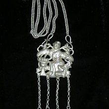 [老排的收藏]~~老銀飾品~老銀佩件/掛飾/吊飾(葫蘆.雙龍) 歷史價格詳細信息