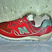 aaL集.(企業寶寶玩偶娃娃)近全新Pooh小熊維尼造型鐵質置物盒!--值得擁有!/黑箱30/-P 歷史價格詳細信息