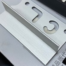 [收邊條]L型自粘鋁合金邊直角壓條 不鏽鋼瓷磚收邊條 金屬黑鈦金裝飾線條 歷史價格詳細信息
