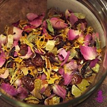 玫瑰花胸針設計感小眾高檔女2022年新款扣子防走光可愛日系按扣式-沐陽家居 歷史價格詳細信息