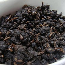 【茶葉館】茶農直營~梨山翠巒高冷烏龍茶~喉韻甘醇~氣味幽雅~茶湯鮮美，清甜滑口~免運!! 歷史價格詳細信息