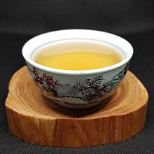 老茶缸子兩個，都有點磕碰，金魚的磕碰多一點8359 歷史價格詳細信息