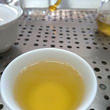 茗珍茶行 梨山烏龍高冷茶 三分熟茶 四兩一包600元 歷史價格詳細信息