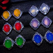 高冰玻璃光起熒光高青白和田玉叮當細條手鐲 尺寸52.5-4.4-4.58.62克 描述 玉石 手鐲 收藏【二手】【木清院】-2396 歷史價格詳細信息