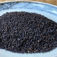 {育仁堂茶業} --- 民國85年台灣老茶 / 南投茶區 /回甘濃鳳梨韻甜花香 ~ 鳳韻老烏龍 ~ 四兩1000元 歷史價格詳細信息