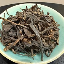 {育仁堂茶業} --- 民國85年台灣老茶 / 南投茶區 /回甘濃鳳梨韻甜花香 ~ 鳳韻老烏龍 ~ 四兩1000元 歷史價格詳細信息