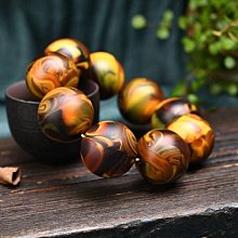 龍涎香手珠手鍊 “灰琥珀”圓珠手串! 持久留香水晶手環 招財手鍊男士手飾品 平安扣 瑪瑙開運手鍊 黃大仙幸運手環 韓系男 歷史價格詳細信息