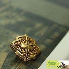 現貨-復古小裝飾_植絨鯊魚盤髮夾 大髮量 歷史價格詳細信息