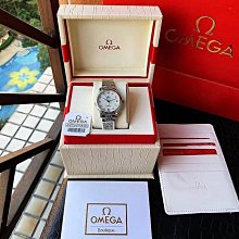 潮流女錶 西太后皮帶手錶 送手鐲 尺寸30mm 石英機芯 圖片實拍 含全套包裝 歷史價格詳細信息
