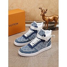 Lv新款高彈力健身短款瑜伽服運動套裝~小背心➕修身提臀顯瘦打底褲腳  S M L 歷史價格詳細信息