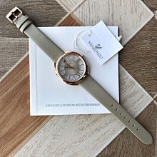 現貨SWAROVSKI Passage Chrono 水鑽圈 藍色錶盤 藍色皮革錶帶 石英 三眼計時 女士手錶5580342 歷史價格詳細信息