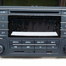 全新汽車音響  MP3 AUX IN  收音機/USB 含遙控器跟線組 歷史價格詳細信息