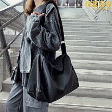日系防水尼龍帆布斜跨包男女學生韓版簡約百搭大容量單肩揹包港風好康優【 歷史價格詳細信息