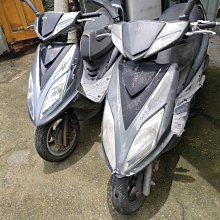 達成拍賣 三陽 RV 180 雙燈版 碼錶 把手 大燈 全車殼 烤漆殼 內裝 車台 三角台 前叉 避震器 輪圈 後燈 歷史價格詳細信息