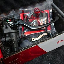 【翰翰二輪】BREMBO HPK Stylema 新款M50 鑄造一體式 輻射卡鉗 100孔距 黑底 銀底 GP 歷史價格詳細信息