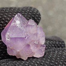 -~shirley ~手握式~練氣佳~馬島三輪紫髮骨幹水晶~0.0179公斤~低價起標!!不錯喔! 歷史價格詳細信息